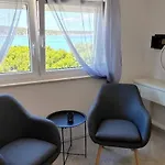 Apartamento By The Sea Barbat, Rab - 21957 Rab Town